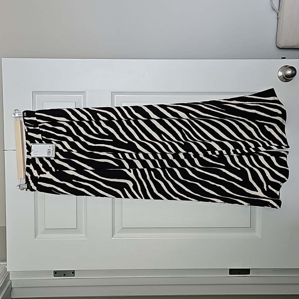 H&M - Zebra print wide leg pants
